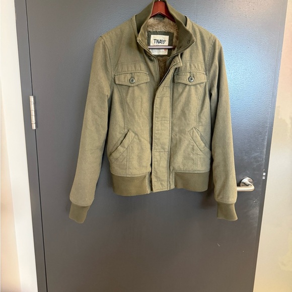 TNA M mint newer condition Olive Bomber Jacket faux fur lining - Picture 4 of 16